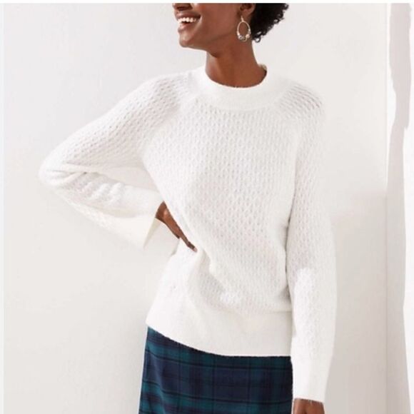 LOFT Sweaters - Loft Stitchy Flare Sleeve Sweater